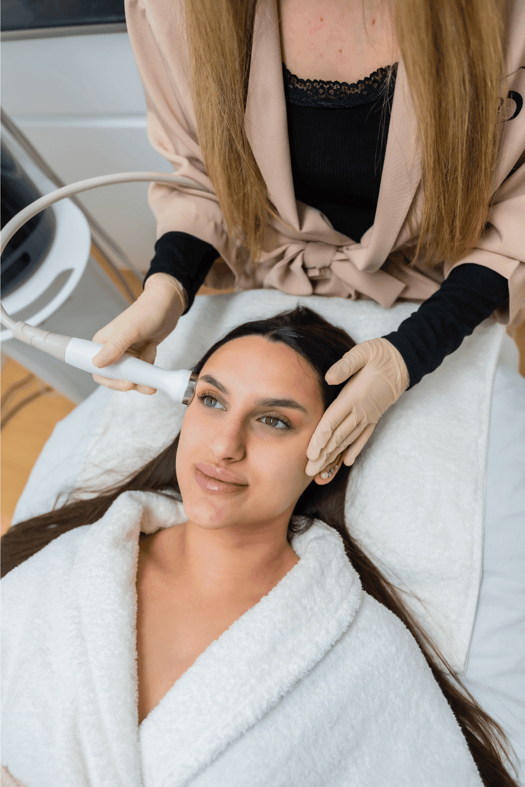 Dermatology & Aesthetics 6 Add a heading 14 - عيادة نيو ريان المنقف الكويت
