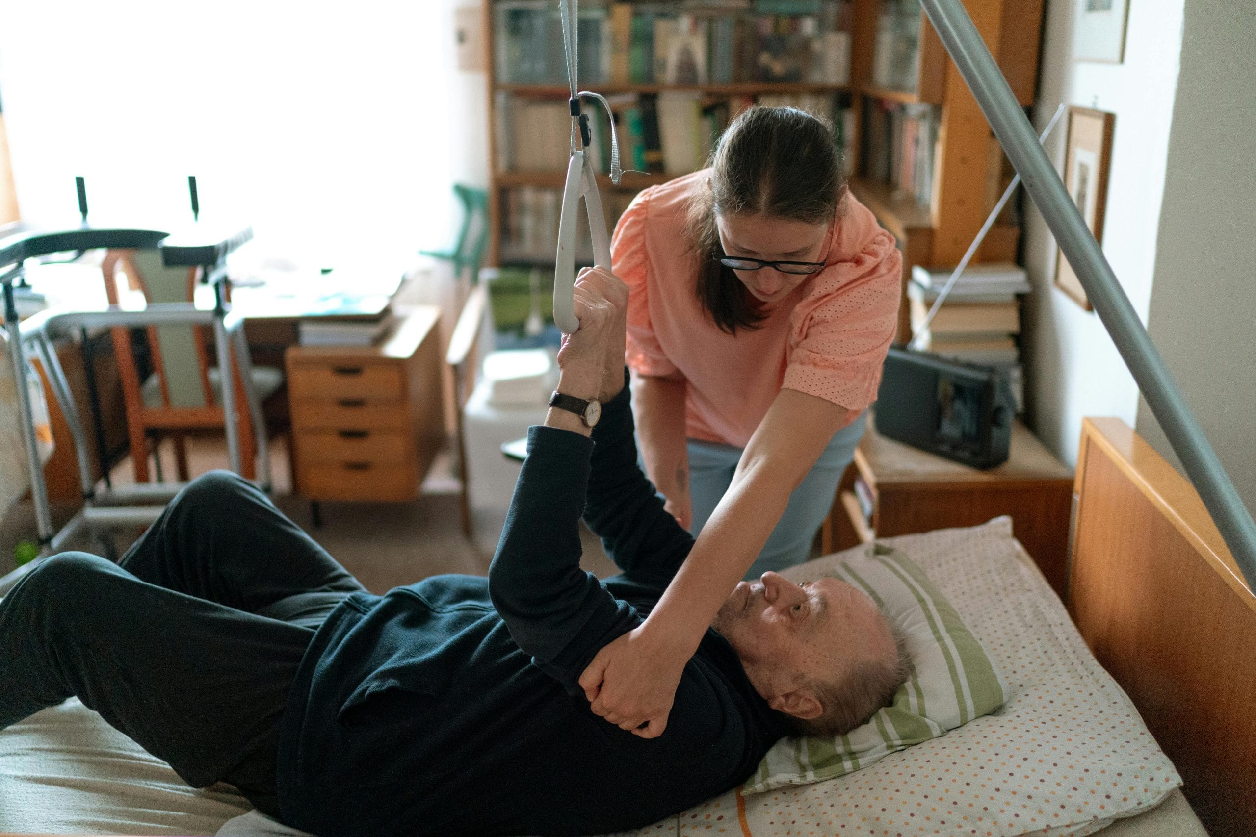 Geriatric Home Care in Mangaf 4 pexels jsme mila 523821574 29372722 scaled - عيادة نيو ريان المنقف الكويت